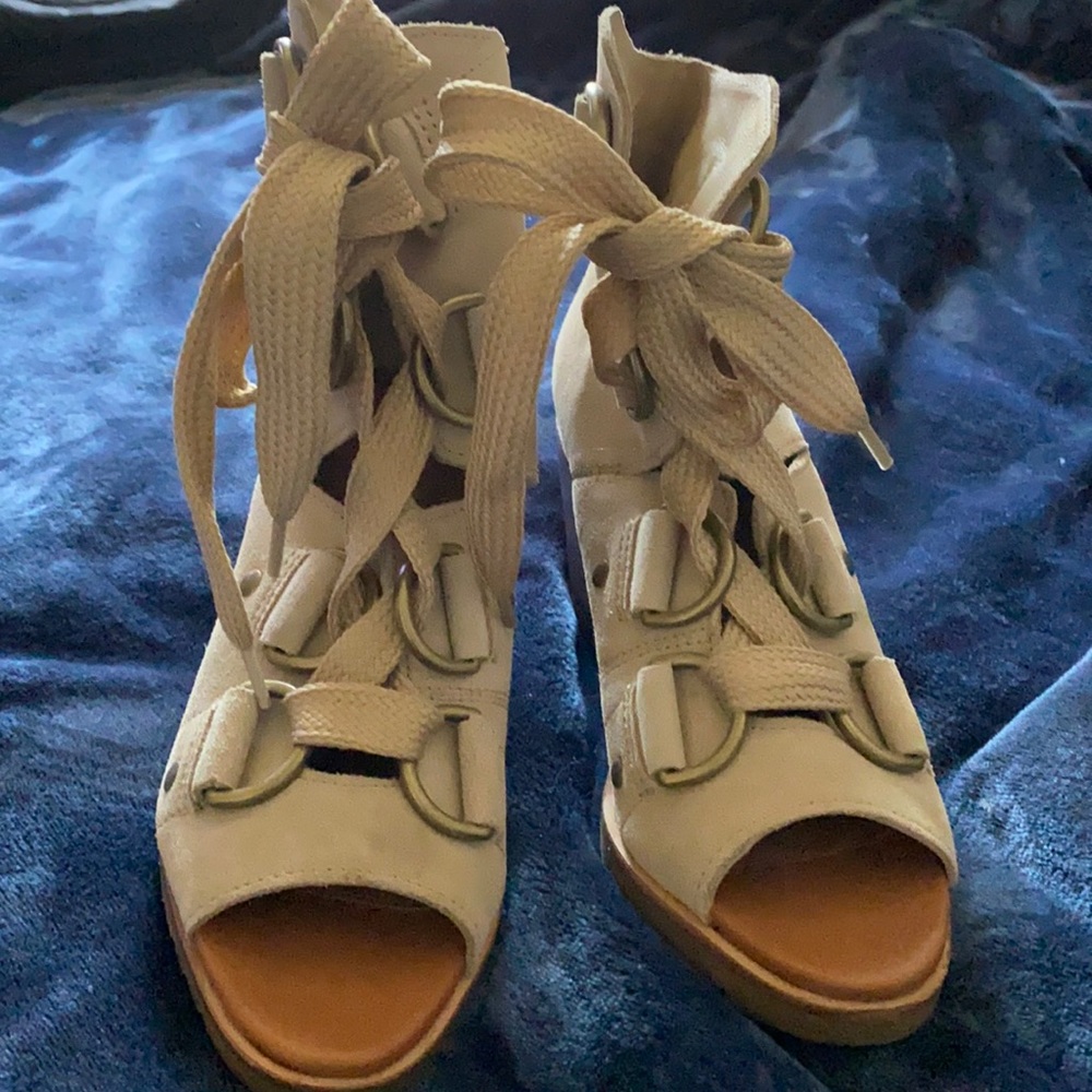 Sorel lace up wedges, never worn.